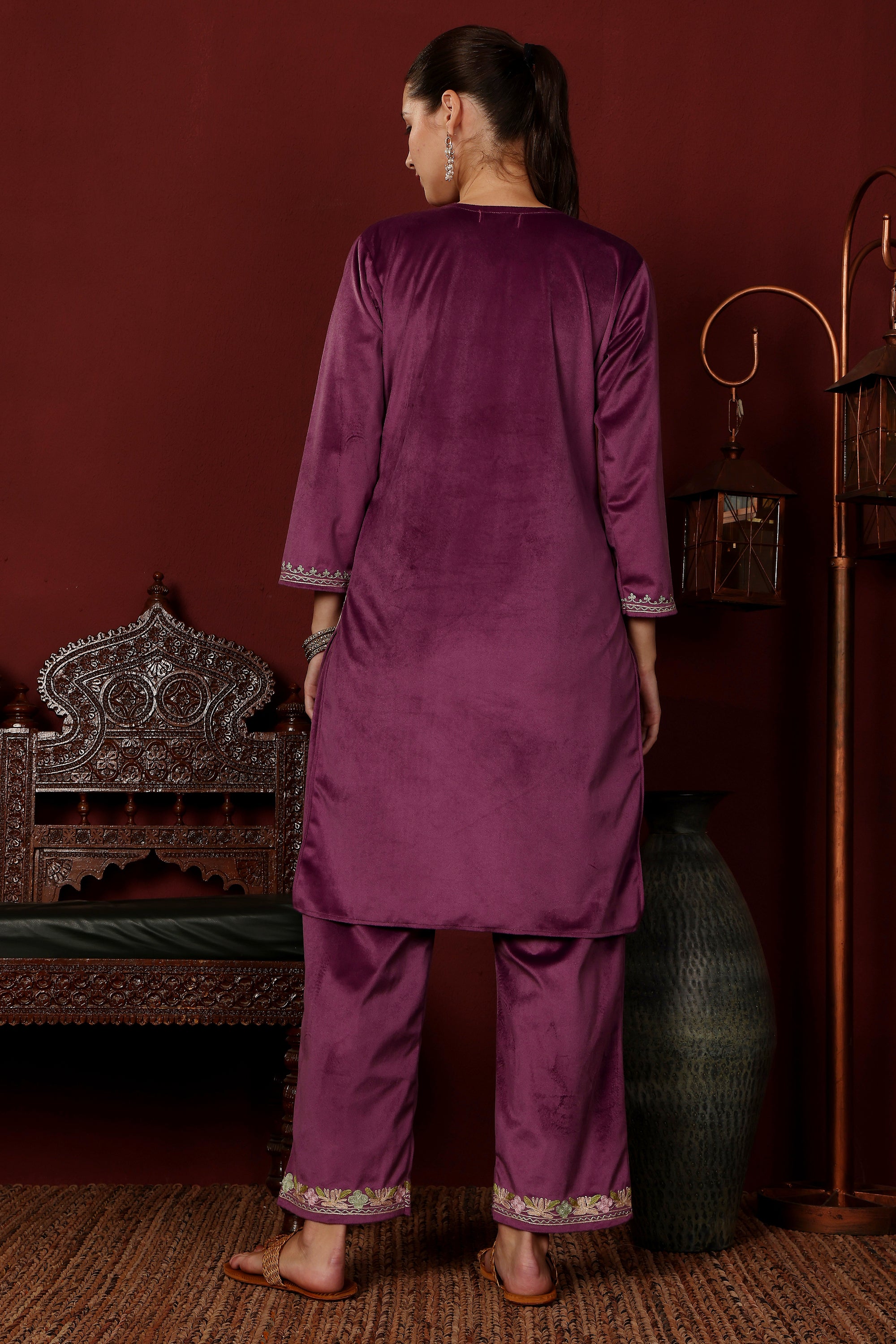 Aliza_Kashmiri_Embroidered_Purple_Velvet_Coord_Kurta_Set_shop_Namastay