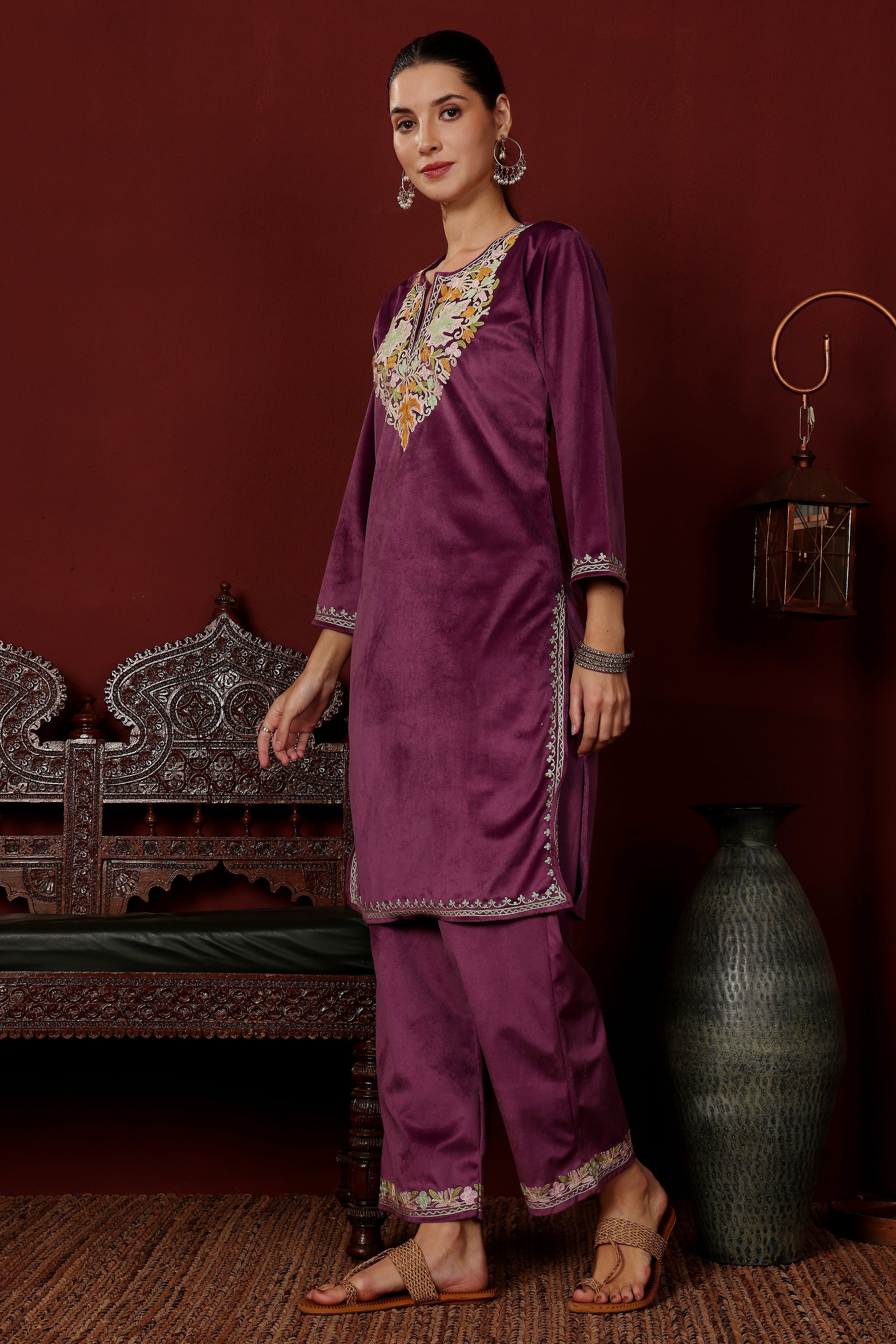 Aliza_Kashmiri_Embroidered_Purple_Velvet_Coord_Kurta_Set_shop_Namastay