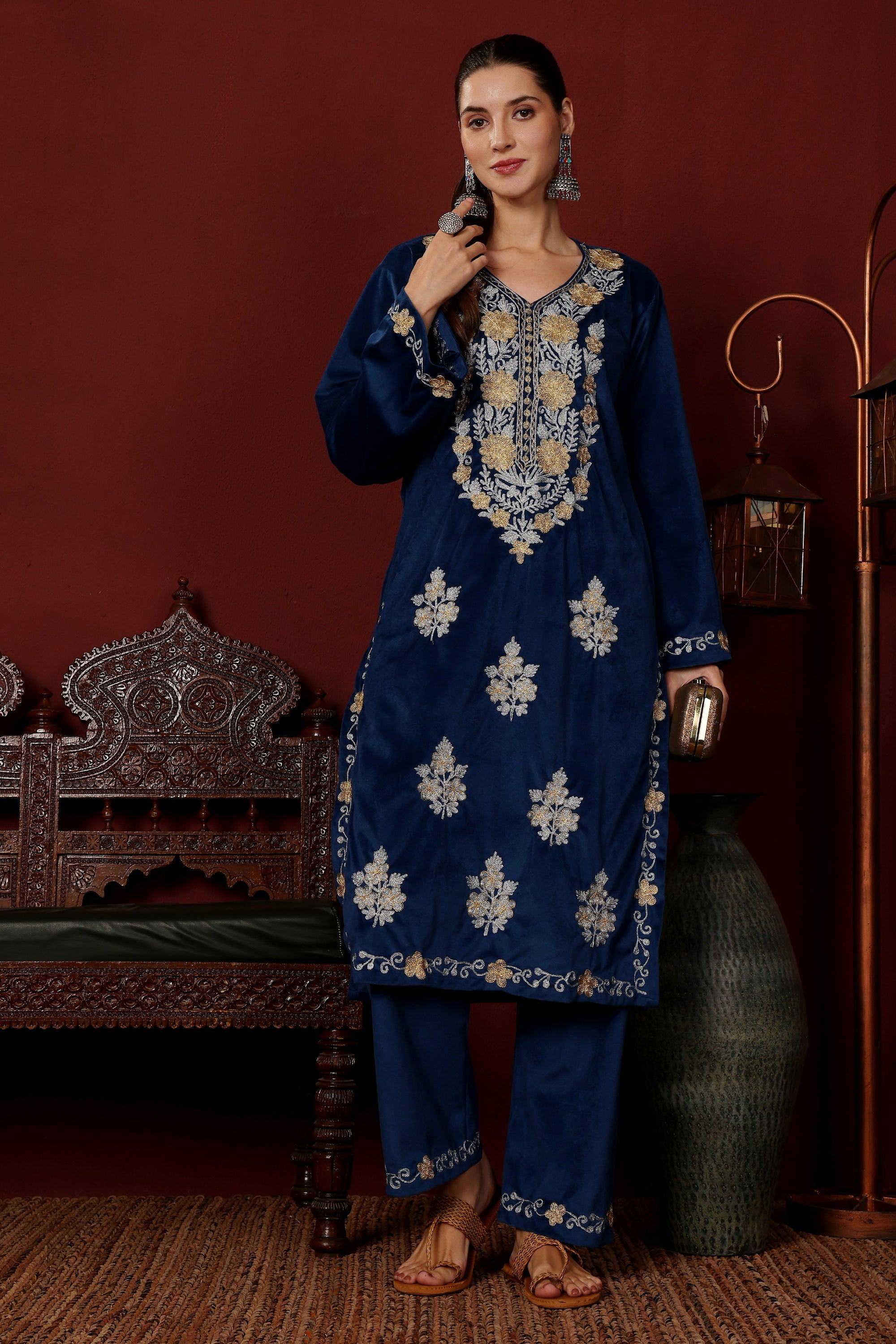 Kiran_Zari_Embroidered_Blue_Velvet_Coord_Kurta_Set_shop_Namastay
