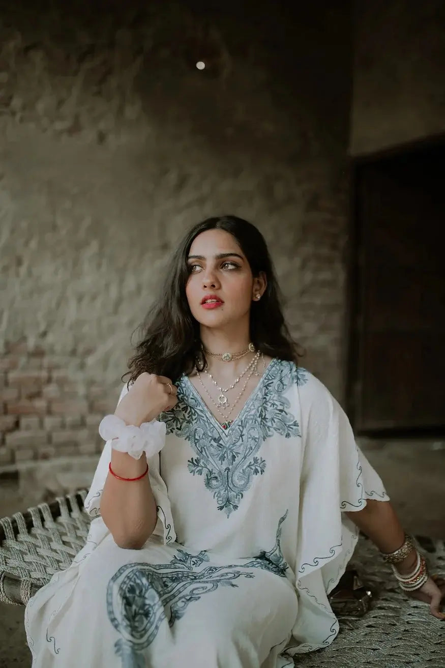 ivory kashmiri embroidered kaftan long 8
