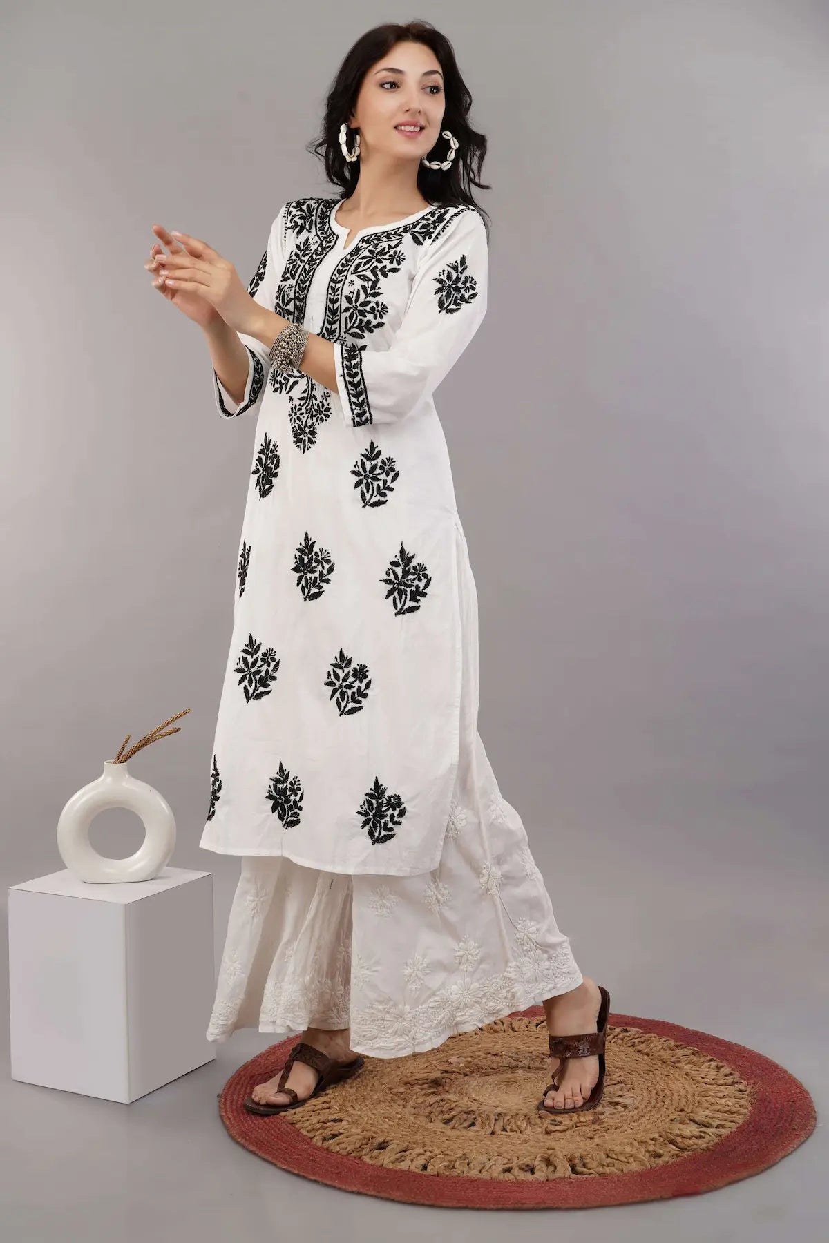 white Chikankari straight Kurta 1